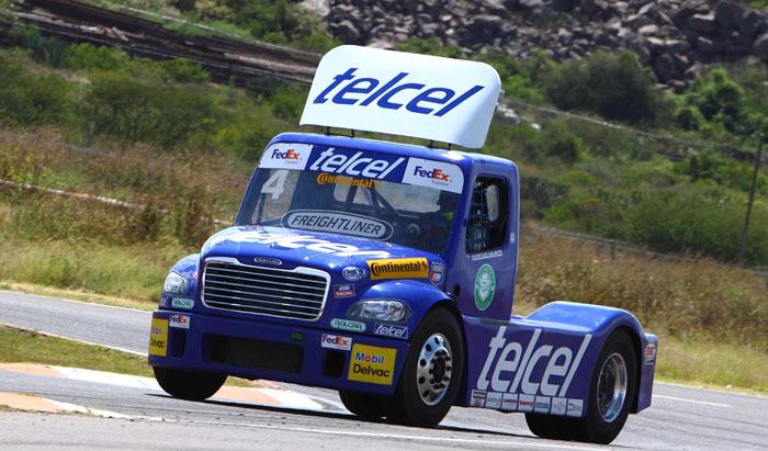perez_de_lara_tractos_monterrey.jpg