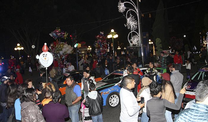 bol_60_RALLY_ACAPULCO_PREVIO_ARRANCADA_ANTONIO_SANCHEZ_FLORES_IMG_4101.jpg