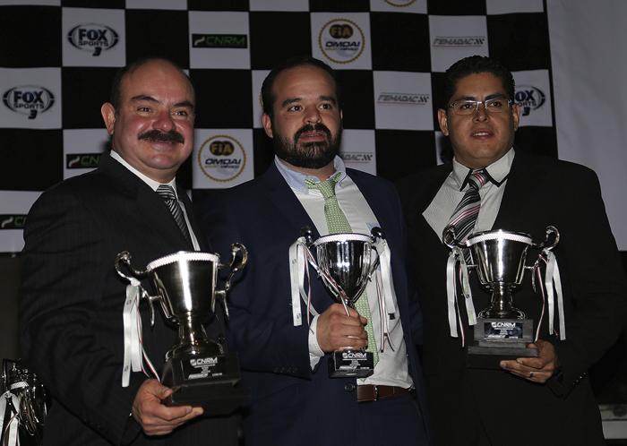 PREMIACION_CNRM_2015_CAMPEONATOS_REGIONALES_PAC_JORGE_CHAVEZ_ALBERTO_SOSA_REGIONAL_OCCIDENTE_ADRIAN_CARMONA_ANTONIO_SANCHEZ_FLORES_IMG_5018.jpg