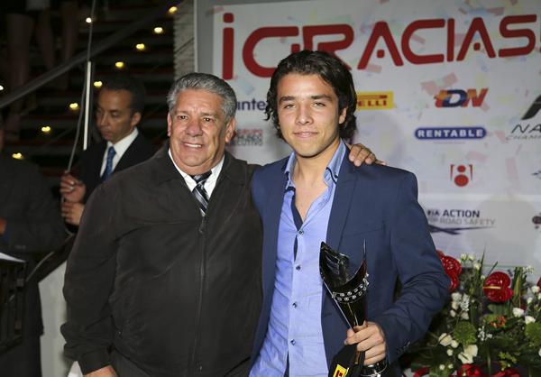 011_PREMIACION_FIA_FORMULA_4_NACAM_CHAMPIONSHIP_GENERAL_JOSE_ANTONIO_RAMOS_Y_AXEL_MATUS__ANTONIO_SANCHEZ_FLORES_IMG_9960.jpg