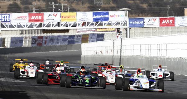 III_FIA_FORMULA_4_NACAM_PUEBLA_CARRERA_3_ANTONIO_SANCHEZ_FLORES_IMG_0451.jpg