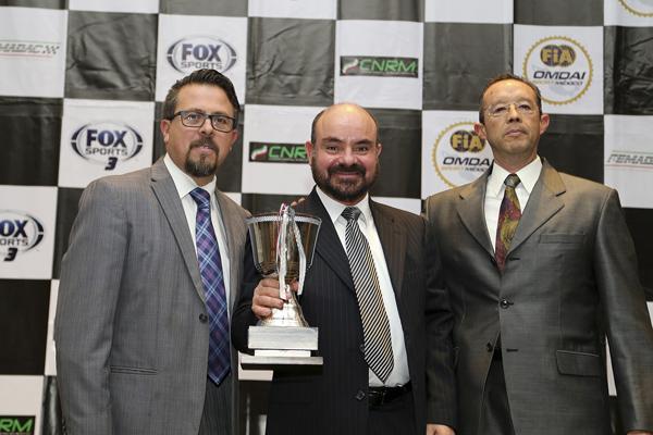 foto_9_PREMIACION_CAMPEONATO_MEXICANO_DE_RALLIES_2016_CAMPEON_REGIONAL_PAC_CAMPEON_ABSOLUTO_JORGE_CHAVEZ_ANTONIO_35.jpg