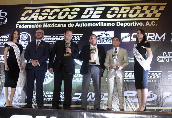 CASCO DE ORO 2016 Y GALARDON A LA EXCELENCIA EN EL DEPORTE MOTOR FEMADAC ©ANTONIO SANCHEZ FLORES IMG_2799.jpg