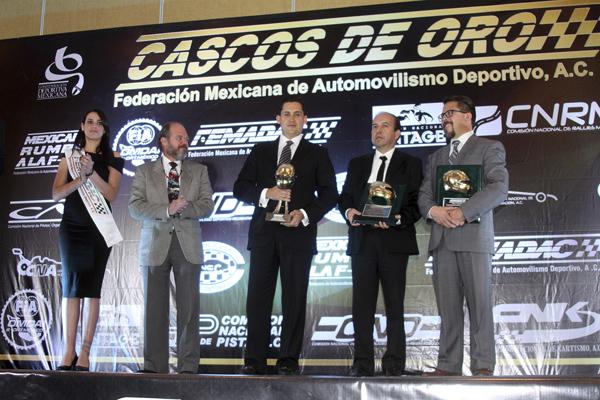 CASCO DE ORO 2016 Y GALARDON A LA EXCELENCIA EN EL DEPORTE MOTOR FEMADAC ©ANTONIO SANCHEZ FLORES IMG_2826.jpg