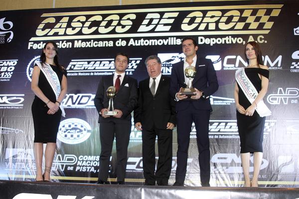 CASCO DE ORO 2016 Y GALARDON A LA EXCELENCIA EN EL DEPORTE MOTOR FEMADAC ©ANTONIO SANCHEZ FLORES IMG_3118.jpg