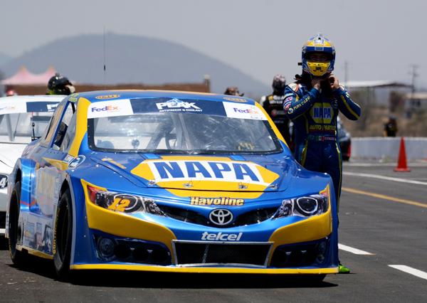 Auto # 12 Héctor González.JPG