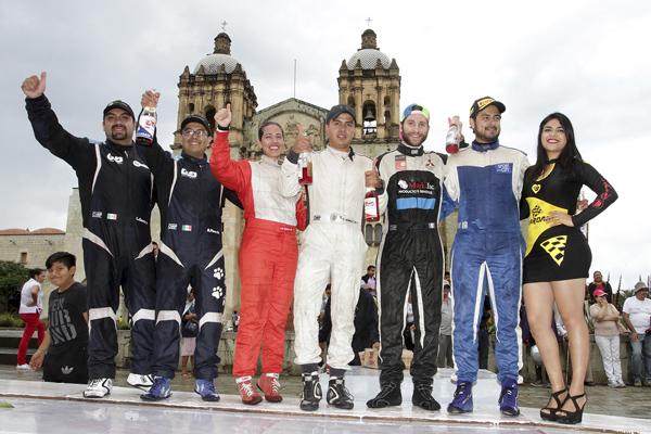14 RALLY SIERRA JUAREZ  podio 1 GOMEZ TEJADA 2 GARCIA FLORES 3 INIESTA RIVERO FOTO ANTONIO SANCHEZ FLORES IMG_5283.jpg