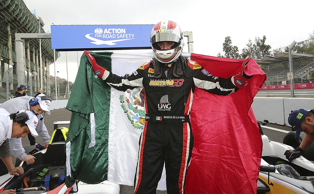 Gran Triunfo De Moisés De La Vara En La Carrera 2 De La F4 Nacam En La