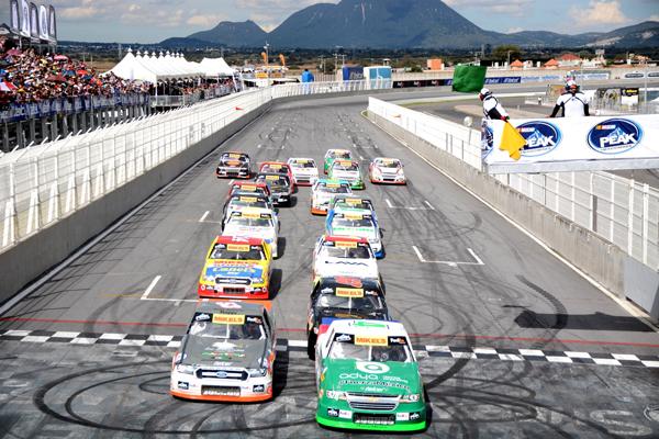 MAXMikels Truks Gran Final en CDMX.JPG