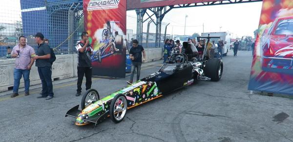 dragster.jpg