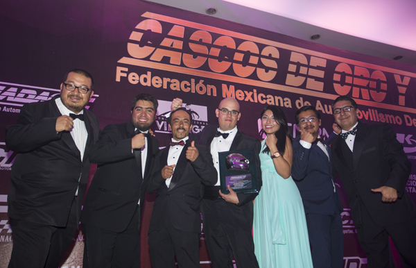CASCOS DE ORO Y PLATA FEMADAC Y EXCELENCIA EN EL DEPORTE 2018 VELAZQUEZ ASTORGA VERA AGALLO FRANCO GARAY ROSALES CASCO FOTO A S F IMG_8303.jpg