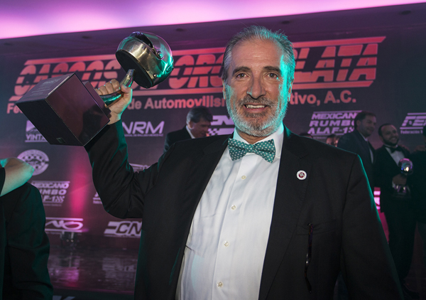 RS CASCOS DE ORO Y PLATA FEMADAC Y EXCELENCIA EN EL DEPORTE 2018 BENITO GUERRA SILLA FOTO A S F IMG_8254.jpg