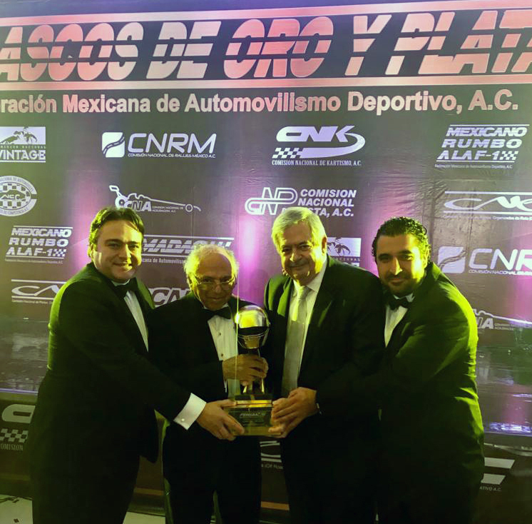 gala de cascos FEMADAC.jpg