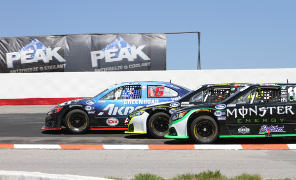ROGELIO_LOPEZ_NASCAR_MX.jpg