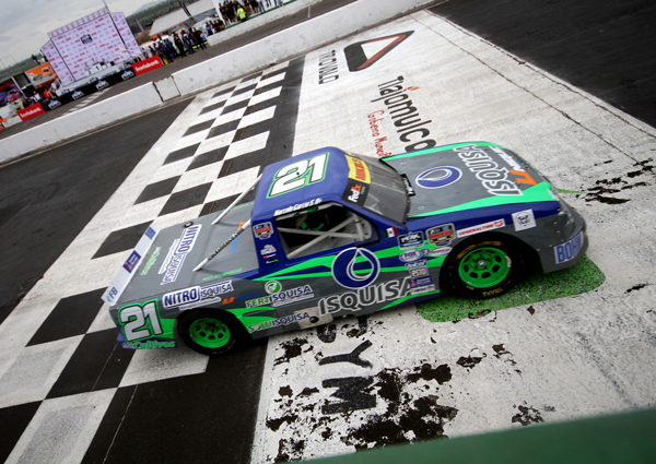 Marcelo_García_piloto_Trucks_2.jpg