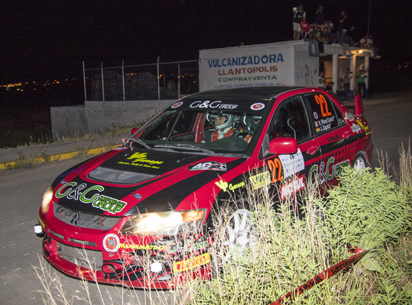 TC_1_Y_2_NOCTURNAS_VICTOR_PEREZ_COUTO_JAIME_ZAPATA_40_RALLY_PATRIO_foto_ANTONIO_SANCHEZ_FLORES_139A0319.jpg
