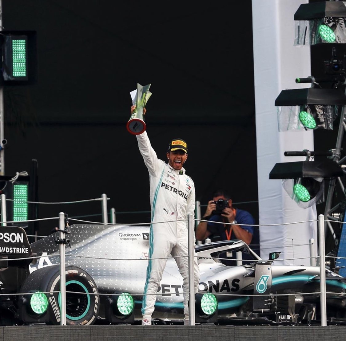 Formula1_Gran_Premio_de_México_hamilton.jpg
