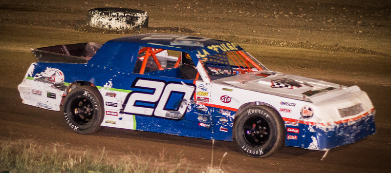 AQUILES_SPEEDWAY_PARK_2_02.jpg
