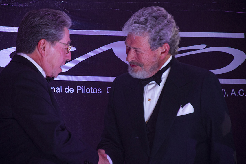 fb_GALA_CASCOS_DE_ORO_Y_PLATA_foto_ANTONIO_SANCHEZ_FLORES_139A7510.jpg